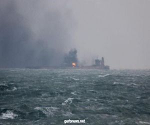 غرق سفينة تابعة للبحرية الإيرانية في خليج عمان بعد اندلاع حريق على متنها