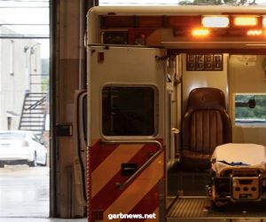 ممرضة سعودية تباشر حـادثاً بنجران نتج عنه وفاة امرأة وإصابة 7 أخريات