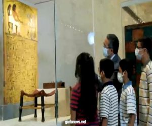 وزير السياحة والآثار المصري يصطحب  مجموعة من طلبة المدارس فى جولة إرشادية داخل المتحف القومى للحضارة