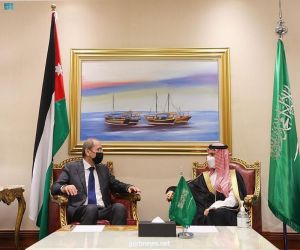 وزير الخارجية يستعرض مع نظرائه بالأردن وليبيا وموريتانيا تعزيز العلاقات
