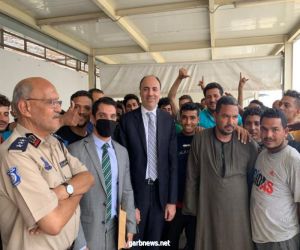 إطلاق سراح ٩٠ مواطنًا مصريًا كانوا محتجزين في مقر الهجرة غير الشرعية بطرابلس