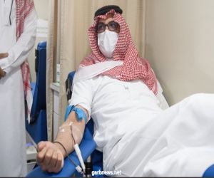 شارك نائب أمير منطقة المدينة في حملة تبرع الدم المقدمة من الإمارة