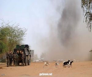 جرح 6 جنود فرنسيين و4 مدنيين بانفجار سيارة مفخخة في مالي