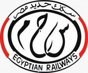 وفاة سائق سيارة نصف نقل  بعد اصطدامها بقطار القاهرة - أسوان