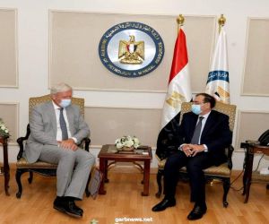 وزير البترول  المصري يبحث مع سفير هولندا تنمية التعاون مع الشركات الهولندية