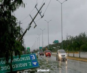 الإعصار جريس يستهدف المكسيك والرئيس يحث الناس على الاحتماء في ملاجئ