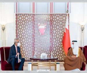 رئيس الوزراء البحريني يتسلم دعوة لزيارة مصر.. ويؤكد عمق العلاقات بين البلدين