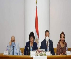 وزيرة الثقافة المصرية  تطلق فعاليات الاحتفاء بصلاح عبد الصبور فى مؤتمر فارس الكلمة بالاعلى للثقافة