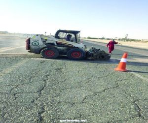 وزارة النقل والخدمات اللوجستية تواصل تنفيذ مشاريع أعمال الصيانة والسلامة على الطرق بالمنطقة الشرقية