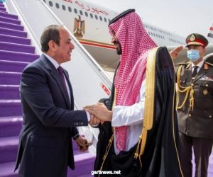 الرئيس المصري يصل إلى الرياض وولي العهد السعودي في مقدمة مستقبليه