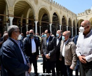 رئيس الوزراء يتفقد أعمال ترميم مسجد عمرو بن العاص وتطوير ساحته وحدائق الفسطاط