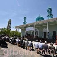 الندوة العالمية تفتتح مسجد بمنطقة جانجير القيرغيزية