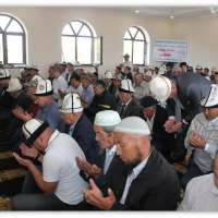 الندوة العالمية تفتتح مسجد الشاكرين في قيرغيزيا