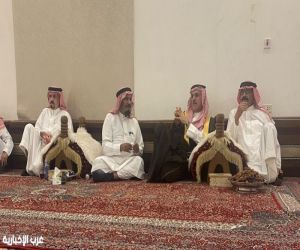 الشيخ سعيد اللحاوي يعزّي مزعل عصيد اللحاوي في وفاة زوجته