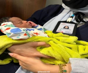 الإخصائيات الإجتماعيات بلجنة "صحة أفريقيا غير العربية" يرحبن بقدوم الحاجة "زكية" المولودة بمكة المكرمة