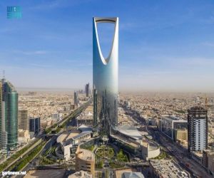 -الرياض تستضيف ندوة حول أحدث تكنولوجيات الاستدامة في بناء واجهات المباني الحديثة .