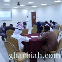 " صياغة الخبر الصحفي " دورة لطلاب الجامعة الإسلامية