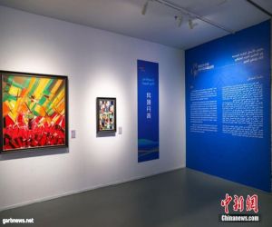 افتتاح معرض الصين في عيون الفنانين العرب بعاصمة الخزف
