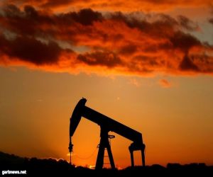 النفط يتراجع بعد تحذير صندوق النقد الدولي من صعوبات اقتصادية في 2023