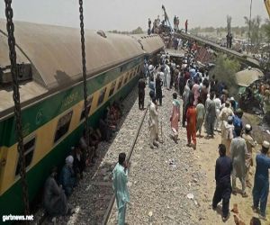 انفجار يخرج قطاراً عن مساره وإصابة ثمانية أشخاص في باكستان