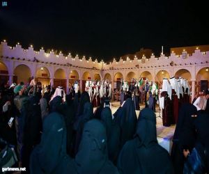 زائرون أجانب يبدون إعجابهم بمهرجان تمور الأحساء "ويا التمر أحلى"