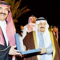 *أمير الرياض يرعى احتفالية خيرية الزهايمر باليوم العالمي للتطوع