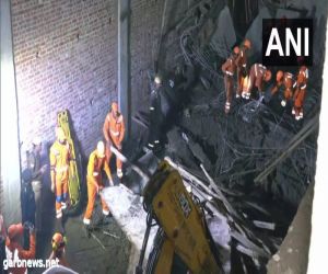 مقتل شخصين في انهيار أحد الأسطح بمبنى في الهند