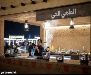 الطهاة السعوديون يقدمون أطباقهم لزوار مهرجان الكتَّاب والقراء