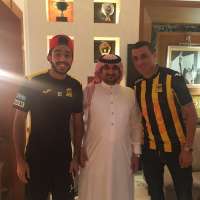 العكايشي وصل لمقر نادي الإتحاد