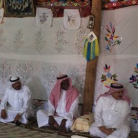 محافظ خيبر يتفقد مقر فعاليات مهرجان خيبر للتراث الشعبي