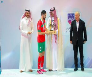 سمو محافظ جدة يتوّج المغرب بكأس العرب لكرة قدم الصالات 2023