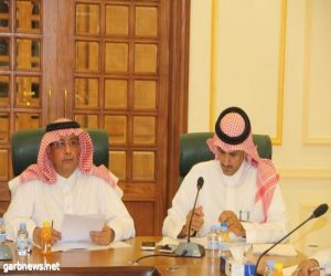 " آل حامد " يرأس اجتماع المجلس المحلي