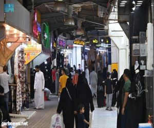الأسواق الشعبية بجازان تشهد حراكًا تجاريًا نشطًا منذ بداية إجازة عيد الأضحى المبارك