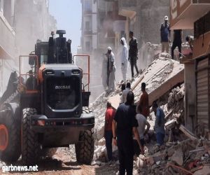 انهيار مبنى سكني بمحافظة الإسماعيلية في مصر