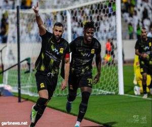 بنزيما يقود الاتحاد لصدارة الدوري