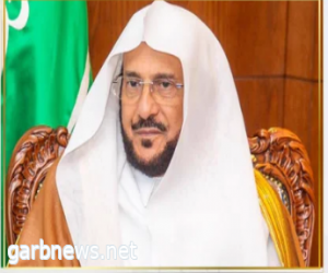 وزير الشؤون الإسلامية يوجه خطباء الجوامع بتخصيص خطبة الجمعة لتعزيز قيم الانتماء واللحمة الوطنية