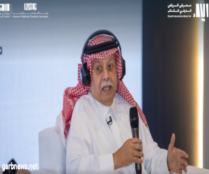 "المعلمي" يروي تجربته الدبلوماسية في معرض الرياض للكتاب