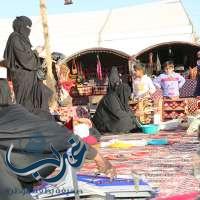فعالية «يد يحبها الله ورسوله» تجذب زوار مهرجان الصحراء العاشر