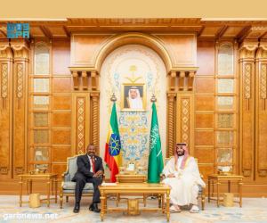 سمو ولي العهد يلتقي رئيس الوزراء بجمهورية إثيوبيا