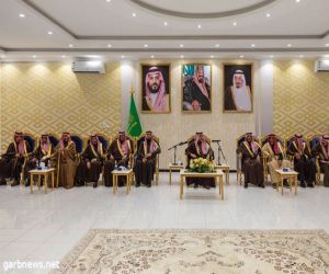 أمير منطقة الجوف يستقبل المواطنين في جلسته الدورية بمحافظة طبرجل