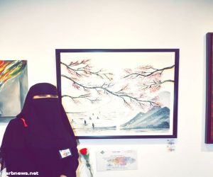 الدكتورة نجلاء أحمد ضيفة شرف (جسفت) في معرض تعابير بصالة القصبي