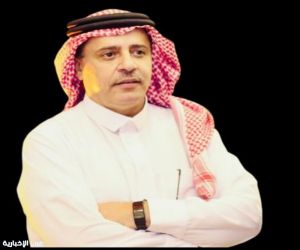 الإعلامي مشعل الثبيتي يمنح شهادة الدكتوراة الفخرية