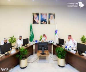 الرئيس التنفيذي للهيئة الملكية بينبع  يستقبل رئيس وأعضاء مجلس ادارة جمعية خبراء للتنمية الذاتية بينبع
