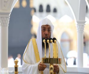 خياط خطيب المسجد الحرام اليوم يوصى بتقوى الله ومراقبته