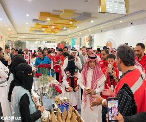 فرع الهلال الأحمر بجازان يحتفي باليوم العالمي للهلال الأحمر في "راشد مول"