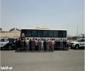 ضبط مقيم نقل في حافلة 35 مقيما لا يحملون تصريحًا بالحج