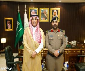 محافظ طبرجل يقلد مدير الدفاع المدني بالمحافظة رتبته الجديدة