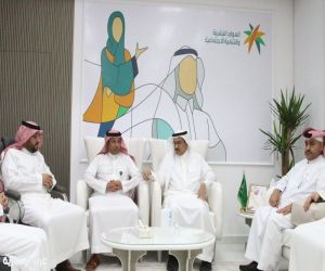 وفد اللجنة الوطنية للجان العمالية يزور فرع “الموارد البشرية” بالحدود الشمالية