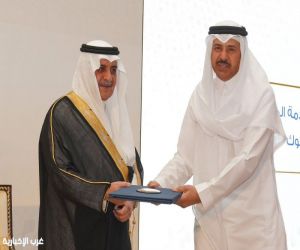 أمير منطقة تبوك يكرم جمعية طفلي الطبية