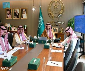 ‏مُحافظ الطائف يطّلع على الخدمات المقدمة في مطار الطائف.